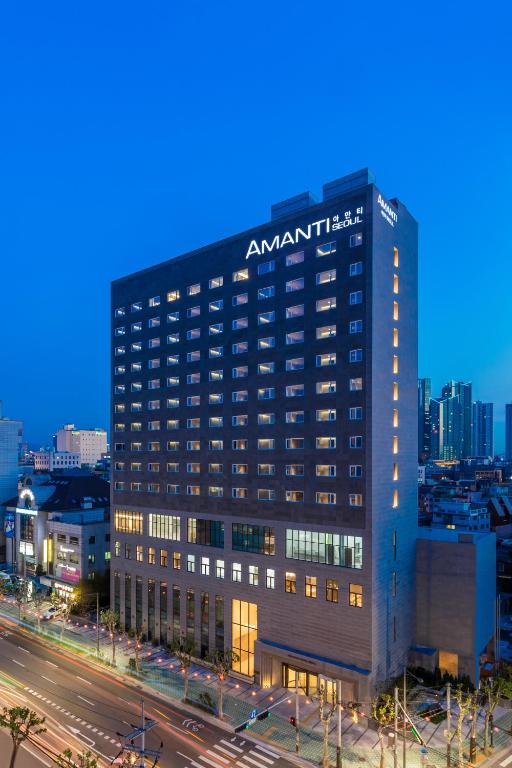 O edifício em que o hotel se localiza