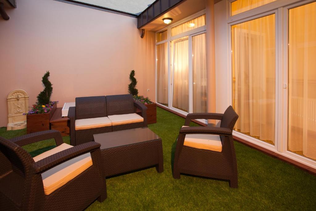 Posezení v ubytování Barokk Hotel Promenád