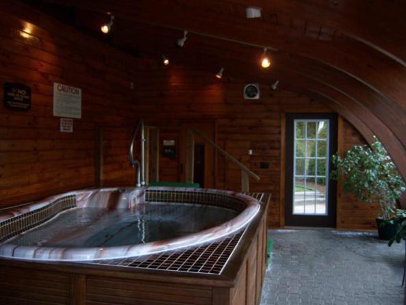 Fotografie z fotogalerie ubytování Tall Pines Motel v destinaci Lake George