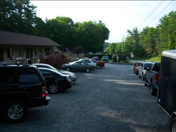 Fotografie z fotogalerie ubytování Tall Pines Motel v destinaci Lake George
