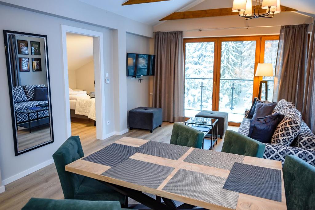 Bukowa Dolina, Sun & Snow - Two-Bedroom Apartment