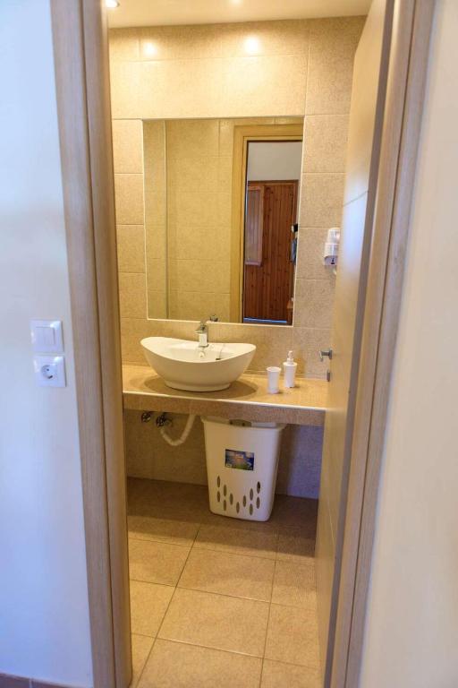 Gioula's Residence - 19