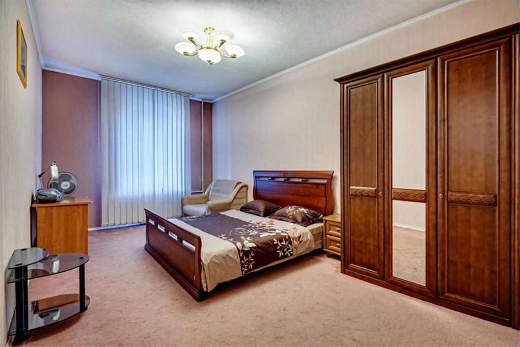 Giường trong phòng chung tại Apartments near Khreshchatyk-Absolut