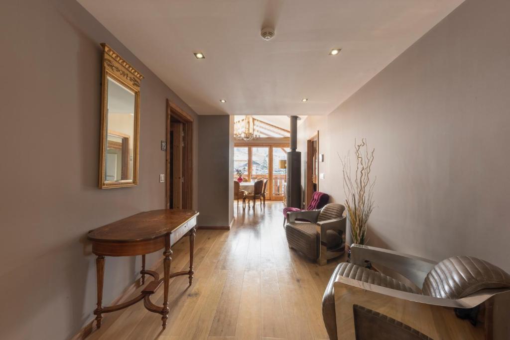 Posezení v ubytování Chamois d'Or Hotel