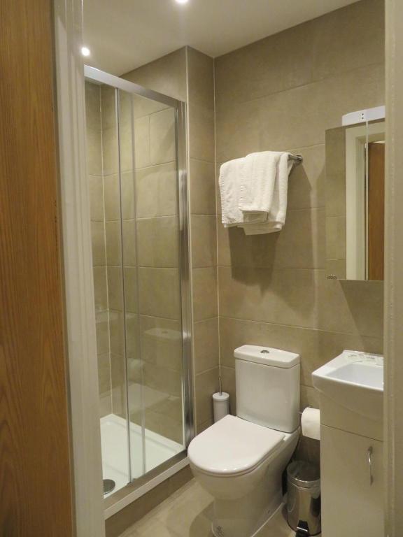 Glendale Hyde Park Hotel