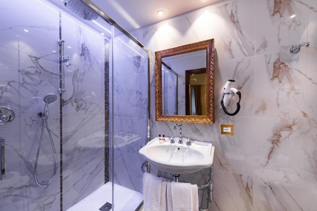 Koupelna v ubytování Hotel Scandinavia - Relais