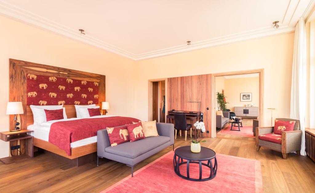 
Luxury Suite (Orania.86)
