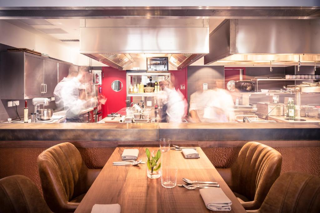 Orania.Berlin - Resim 33