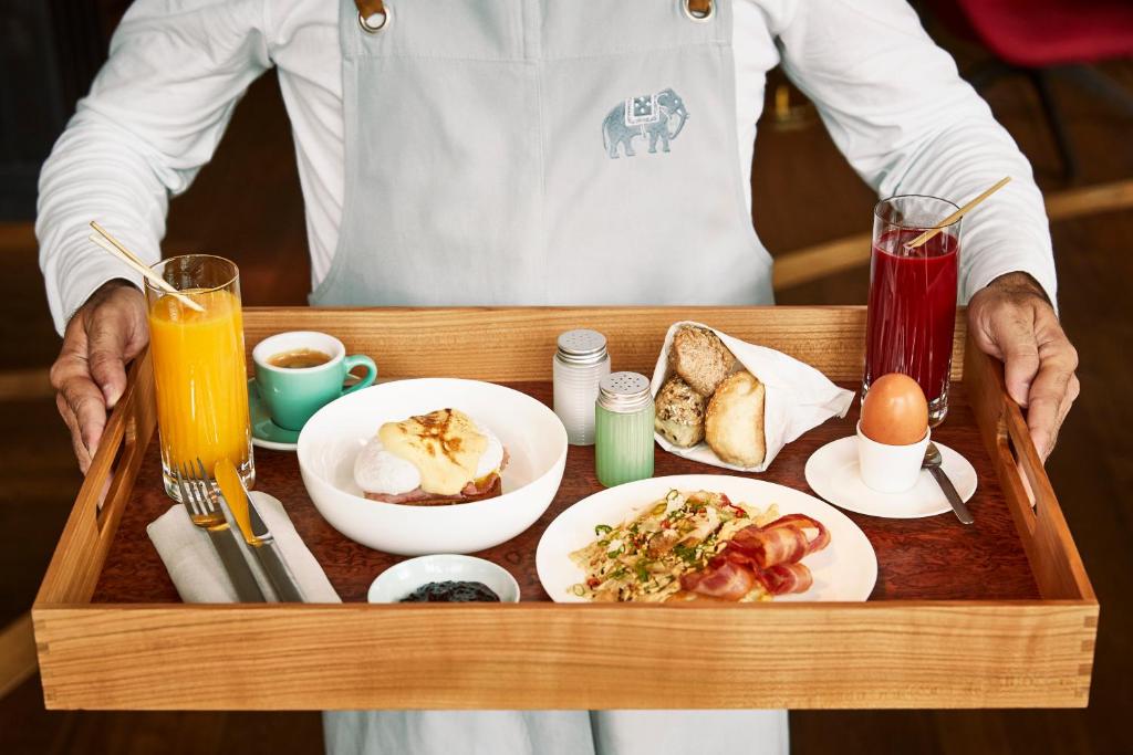 Orania.Berlin - Resim 13