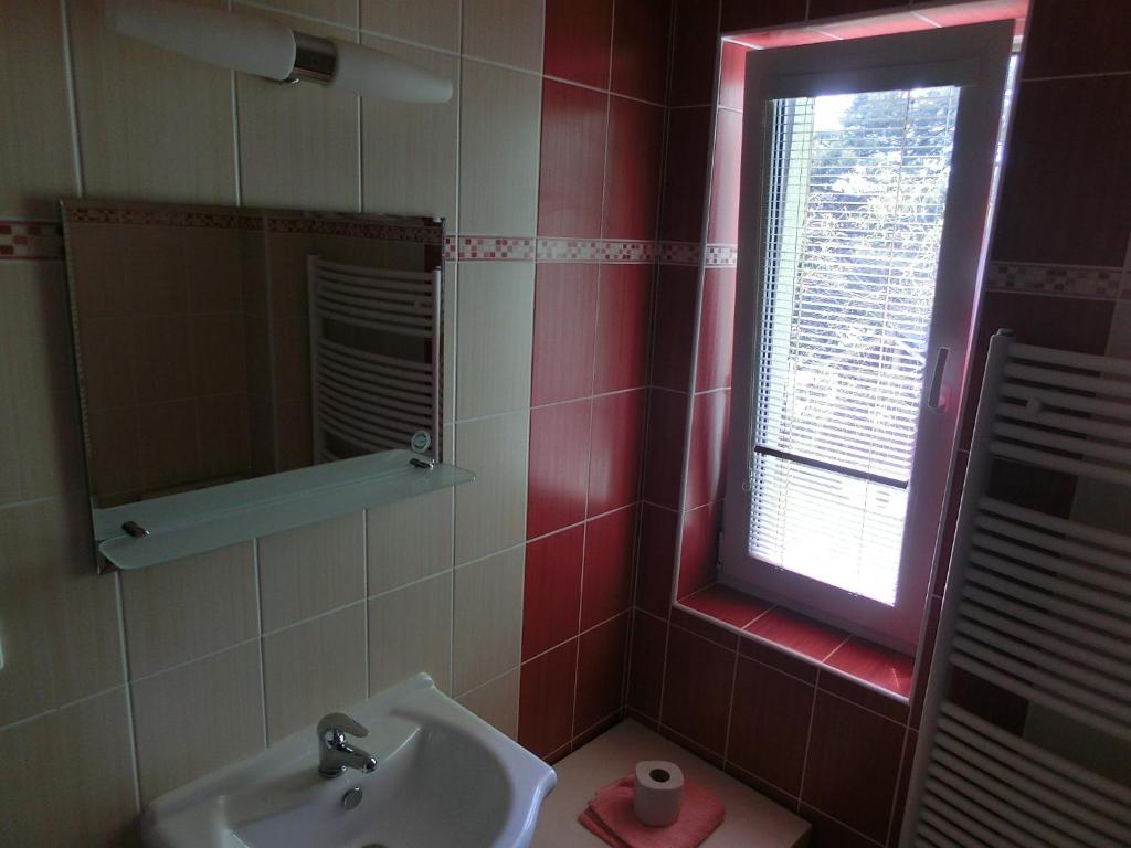 Kúpeľňa v ubytovaní Vila Evička