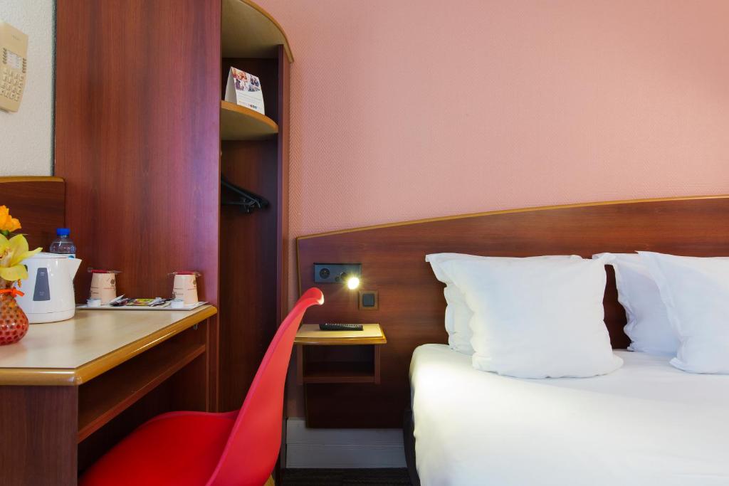 Comfort Hotel Etampes - Double Room