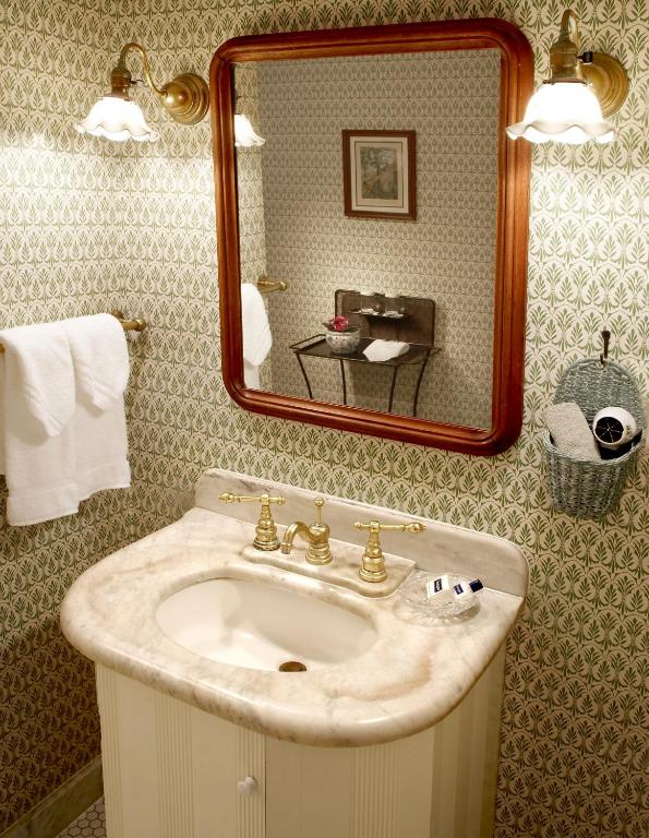 Washington House Inn - Habitación De Reina Con Baño De Spa