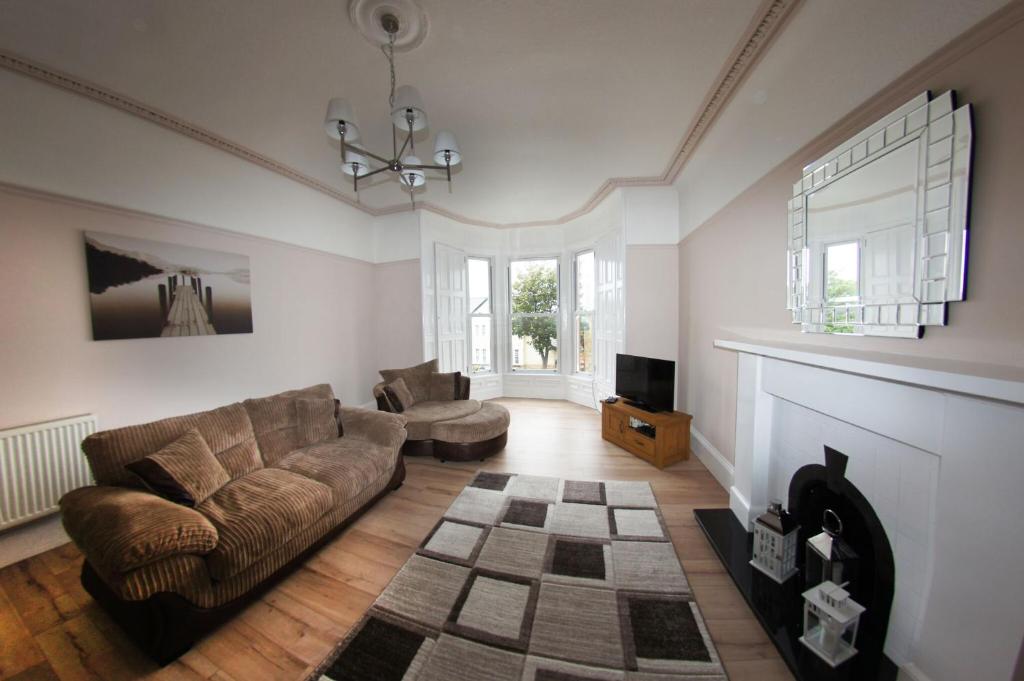 Χώρος καθιστικού στο Ayr Beach View Apartment