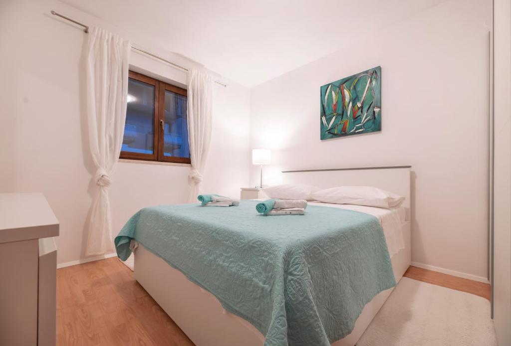 Posteľ alebo postele v izbe v ubytovaní Apartment Andrina
