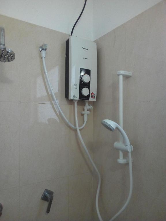 Peacock Villa Resort - 8