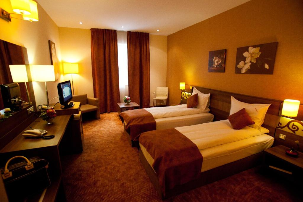 Top Rooms Aparthotel