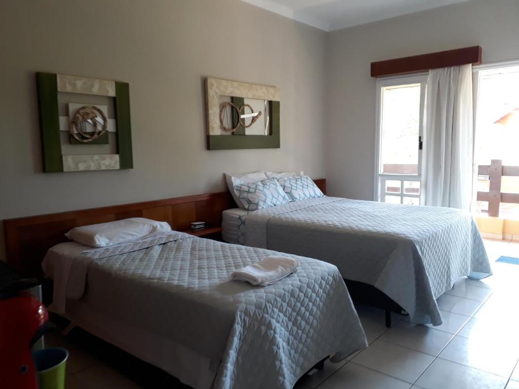  Amarilis Flat Service