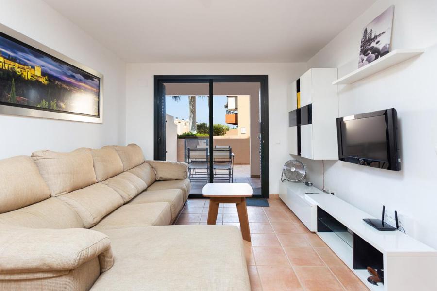Vivienda Vacacional con Piscina y WiFi en Playa Paraíso Adeje ...