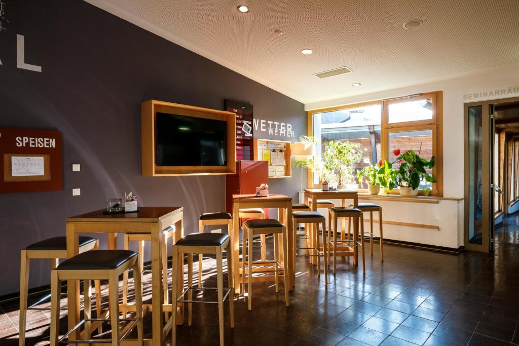 Restaurace v ubytování Jugendherberge Garmisch-Partenkirchen - membership required!