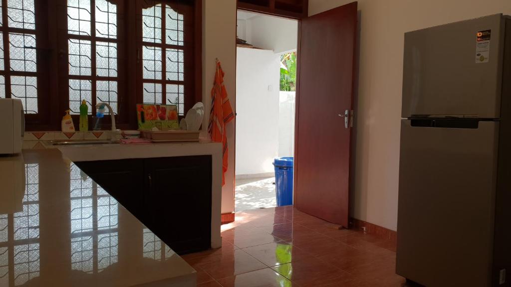 Kuchyň nebo kuchyňský kout v ubytování Emildale Villa