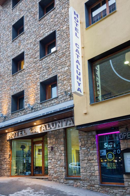 Hoone, kus hotell asub