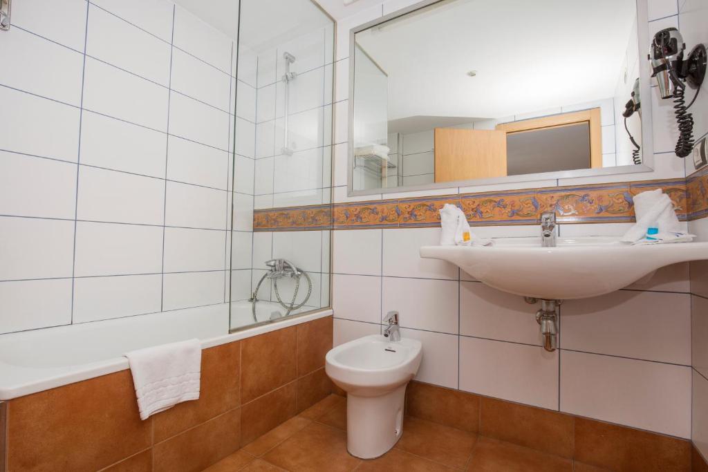 Vannituba majutusasutuses Hotel Catalunya Ski