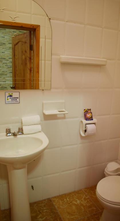 Koupelna v ubytování Meraki Hotel