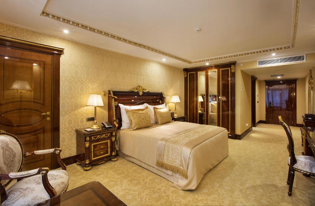 Postel nebo postele na pokoji v ubytování Ottoman's Life Hotel Deluxe