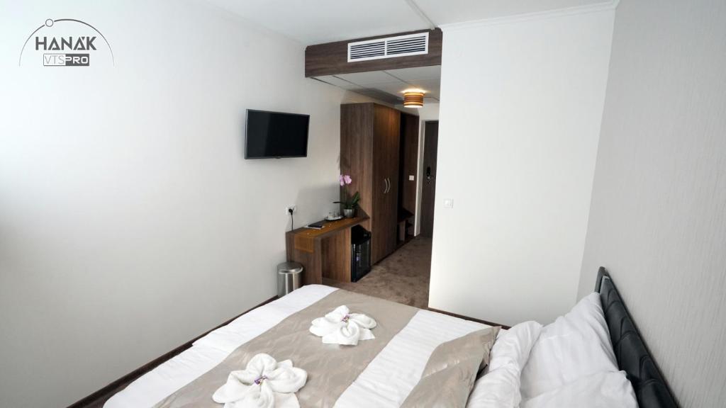 Hotel Írisz - Resim 9