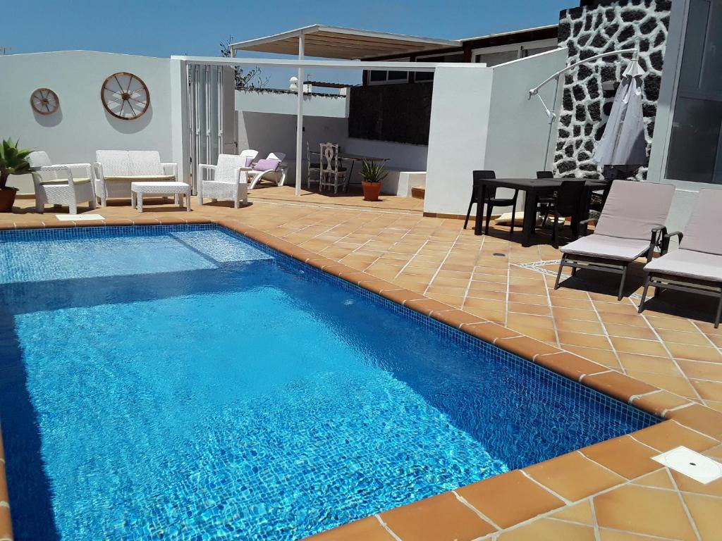 Πισίνα στο ή κοντά στο Las Arecas Mansion