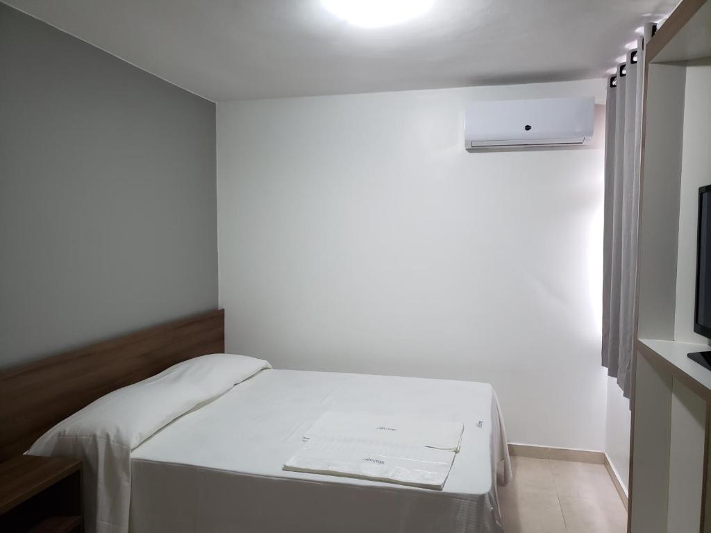  Executive Plaza Hotel