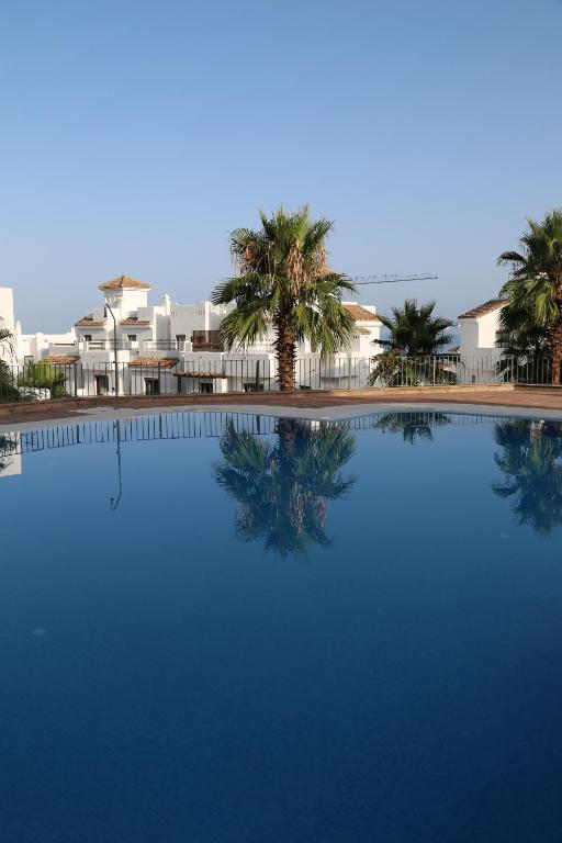 Apartment Penthouse, Alcaidesa, Spain - Booking.com