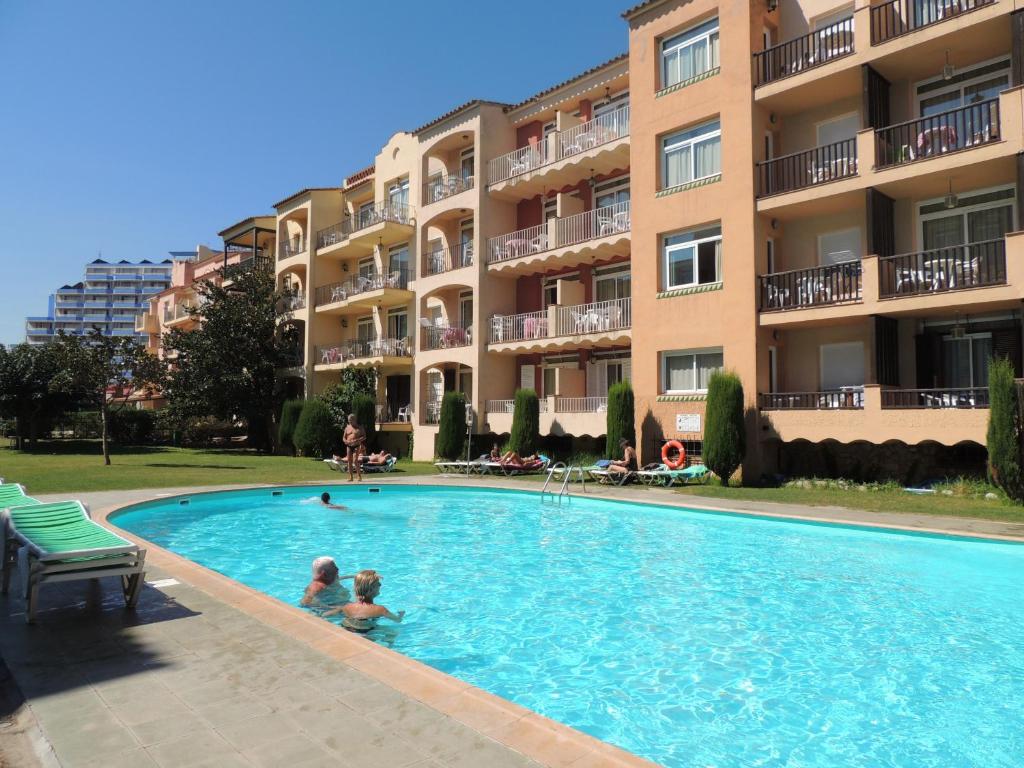 Bazén v ubytování Gran Reserva Luna 5 17 Empuriabrava - Immo Barneda nebo v jeho okolí