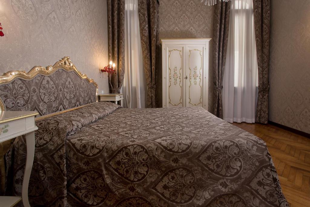 Gallery image of Hotel Mezzo Pozzo in Venice