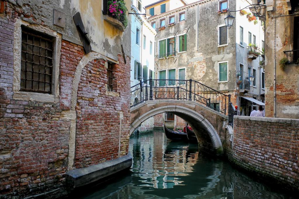 Gallery image of Hotel Mezzo Pozzo in Venice