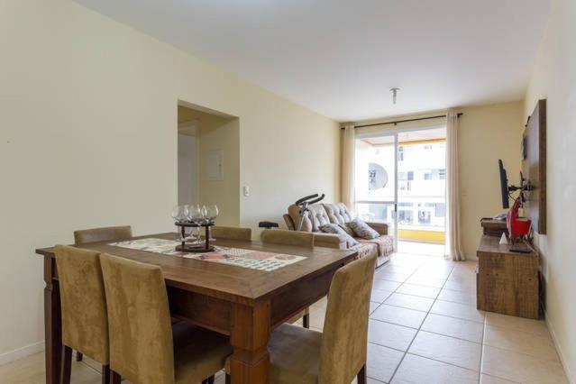  Apartamento na Praia do Novo Campeche - Excelente localização!