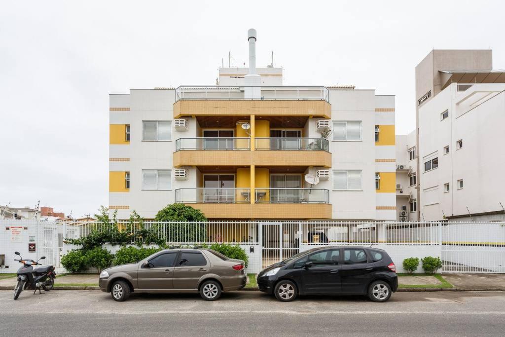  Apartamento na Praia do Novo Campeche - Excelente localização!