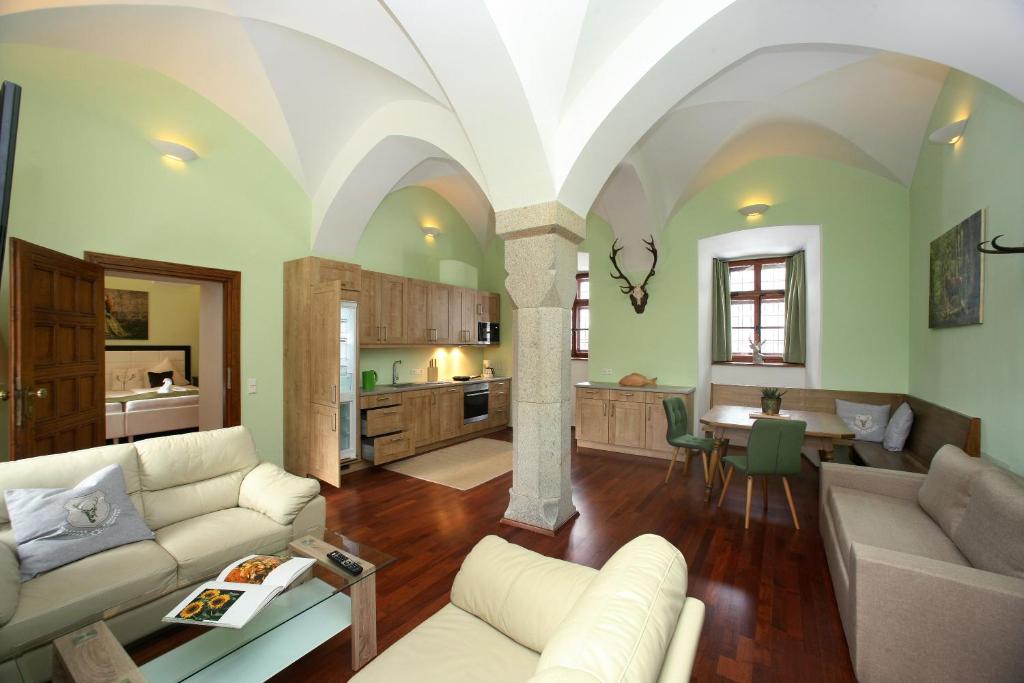 Posezení v ubytování Schlossresidenz Fischhorn
