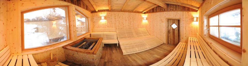 Fotografie z fotogalerie ubytování Ski in Ski out Hotel Unterellmau v Saalbachu
