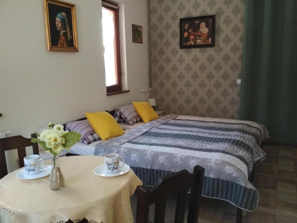 Posteľ alebo postele v izbe v ubytovaní Koci Grzbiet Agroturystyka