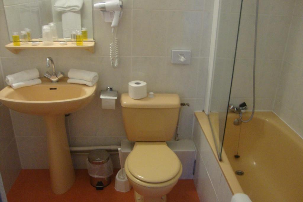 Koupelna v ubytování Hotel LE BEAU SITE