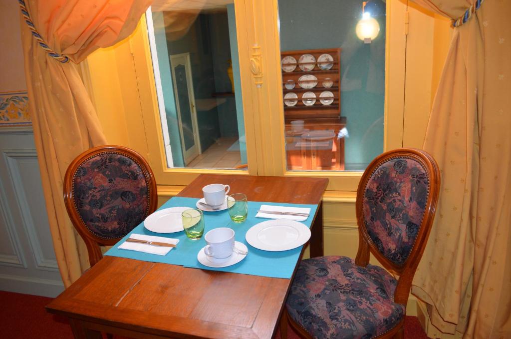 Posezení v ubytování Hotel LE BEAU SITE