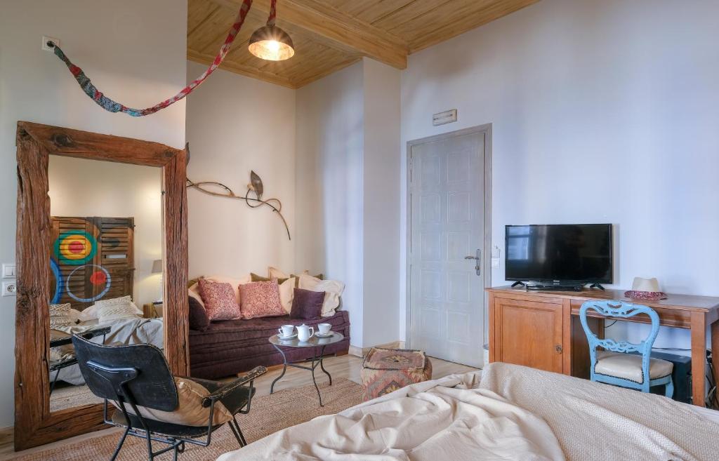 Amymone and Adiandi - Resim 41