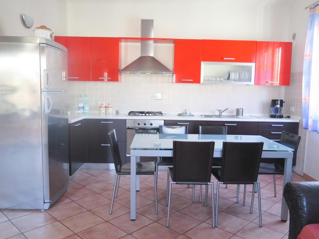 Кухня или мини-кухня в Sole e Mare
