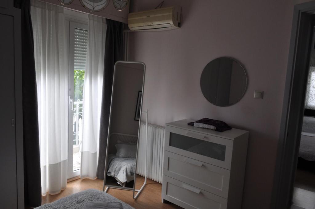 Fotografia z galérie ubytovania Awesome Home 3' from Metro (M3) Station Agia Paraskevi v Aténach