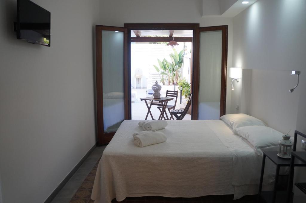 A bed or beds in a room at Finisterre