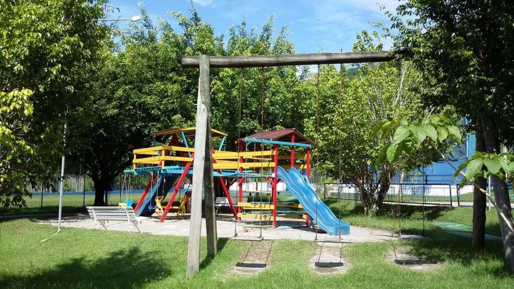  AP. Cond. Wembley Tennis