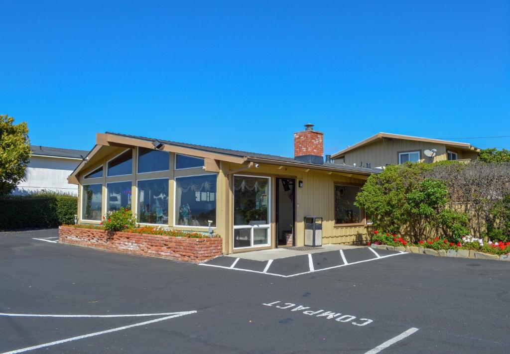 Silver Surf Motel – Photos 1