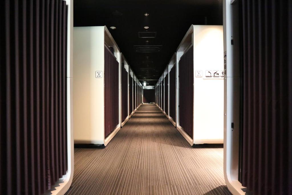 Fotografie z fotogalerie ubytování First Cabin Midosuji Namba v Osace