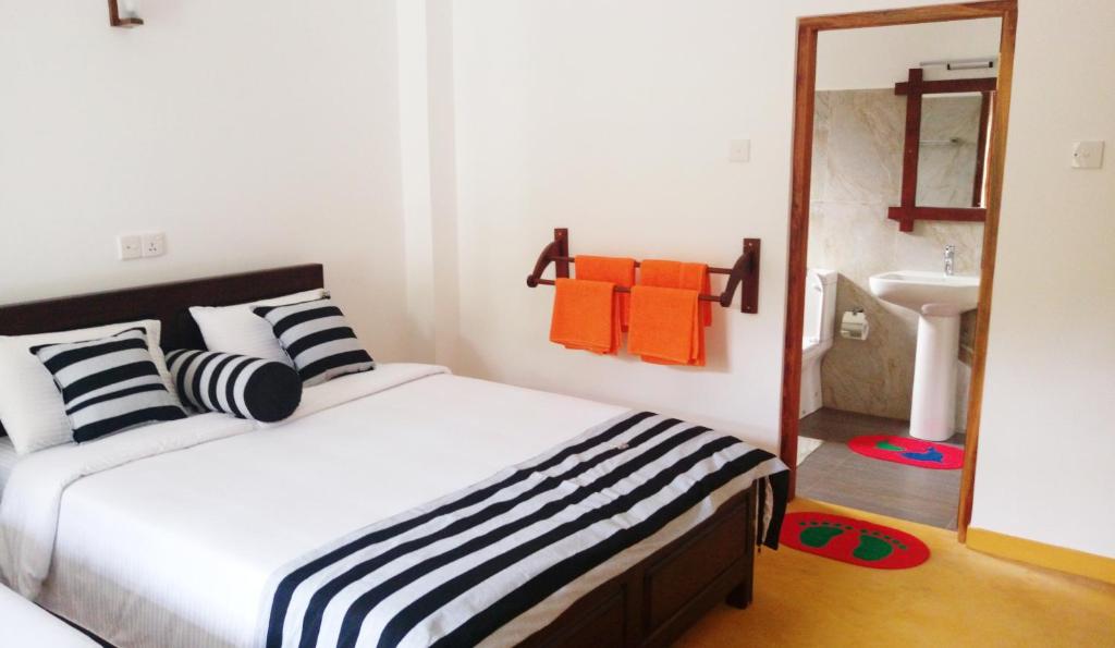 Misty Elegance - Ella. - 9